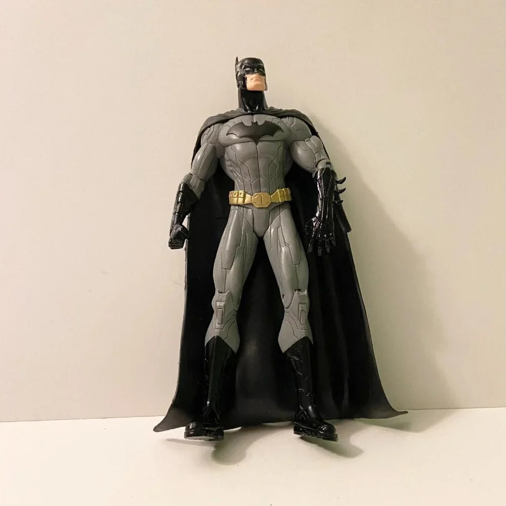 Batman DC Comics S15 Action Figure 7 Inch Tall Toy